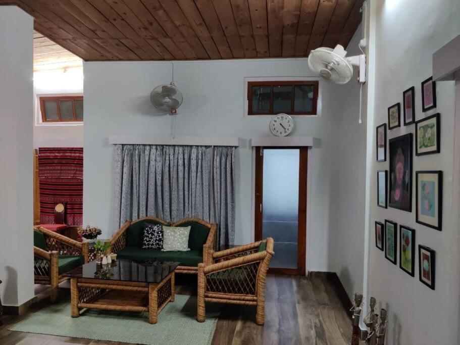 The Nook Rooftop Condo And Garden Guwahati Exterior foto